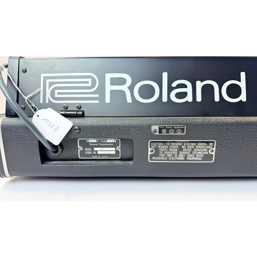 Roland SH-7
