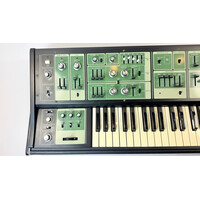 Roland SH-7