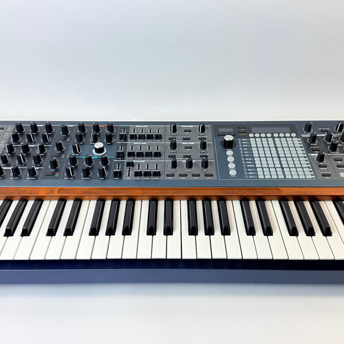 Arturia Polybrute / With flightcase 