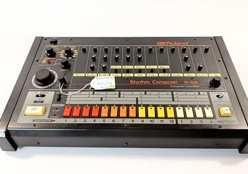 Roland TR-808 