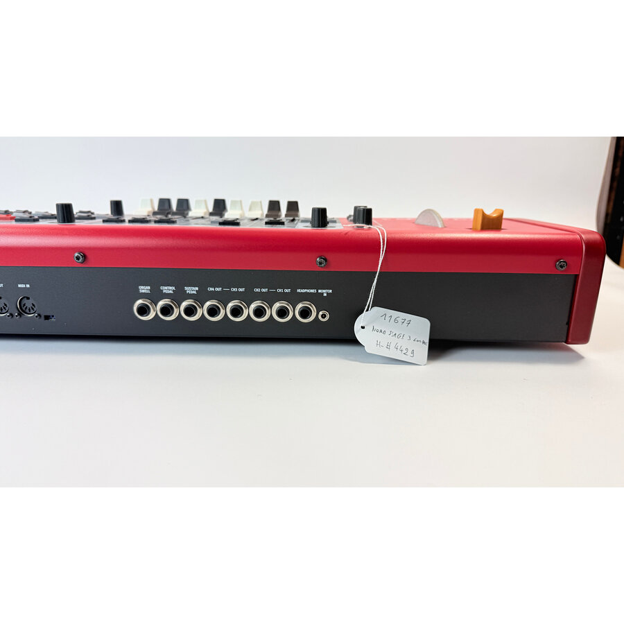 Nord Stage 3 Compact