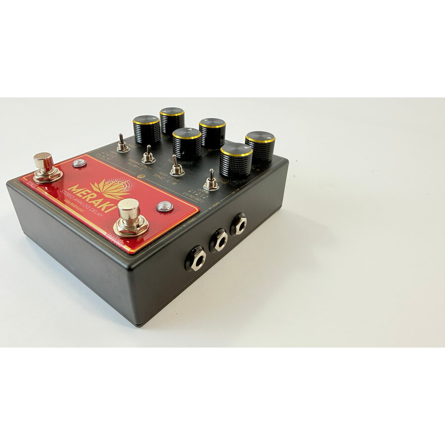 Walrus Audio Meraki Stereo Analog Delay