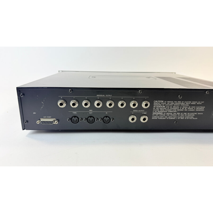 Yamaha TX16W w/ Thyphoon OS