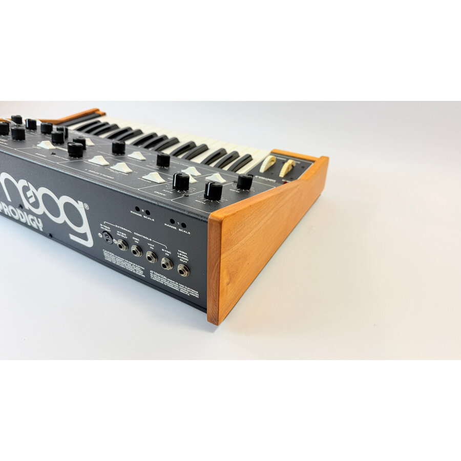 Moog Prodigy mk2