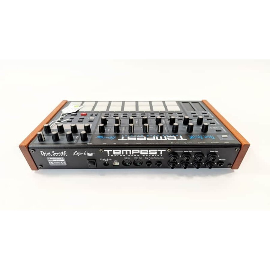 Dave Smith Instruments Tempest
