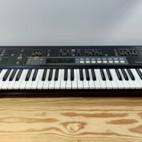 Akai AX60 