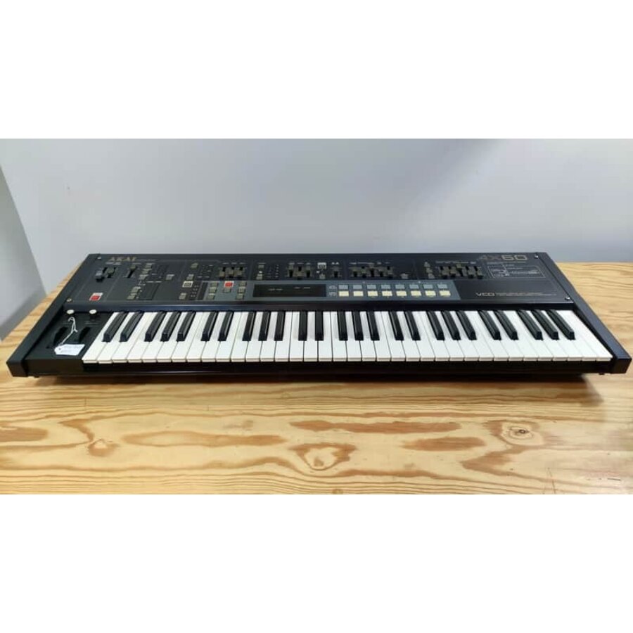 Akai AX60