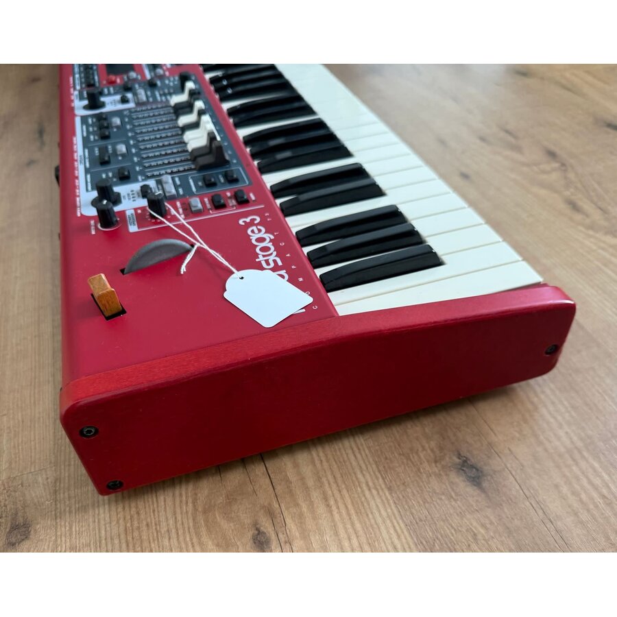 Nord Stage 3 Compact + hardcase