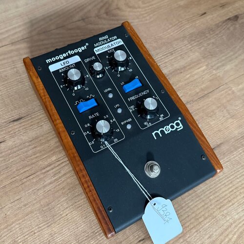 Moogerfooger MF-102 Ring Modulator 