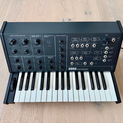 Korg MS-10 