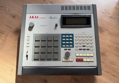 Akai MPC 60 