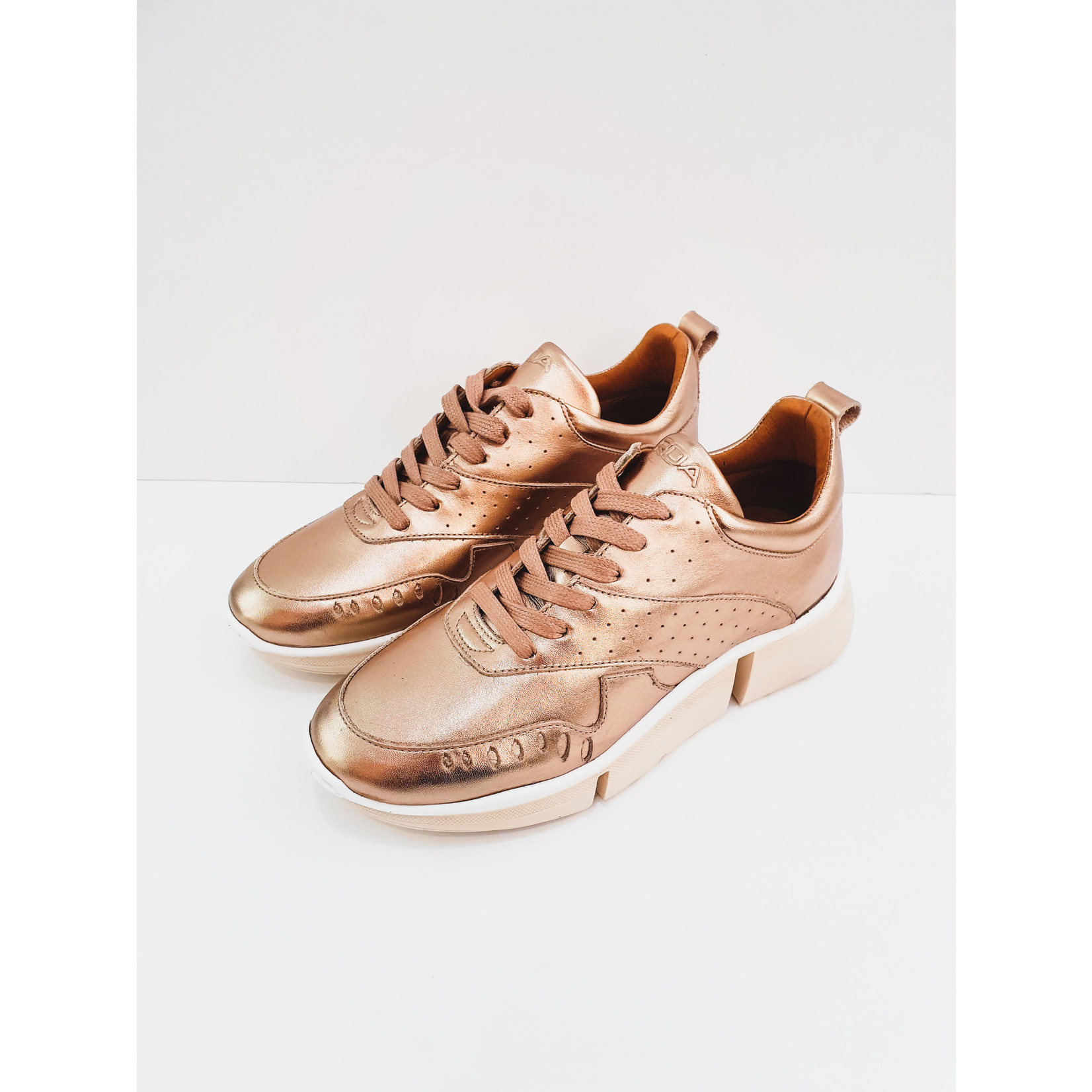 Gouden OMODA Lage sneakers KADY FAT | Omoda
