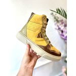 Golden Love sneaker