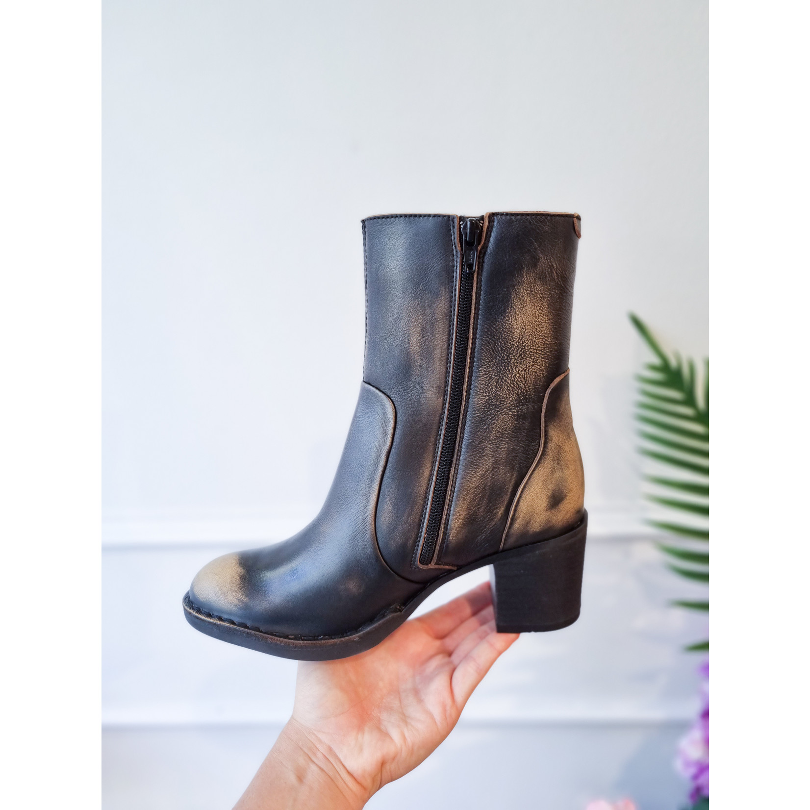 Osin Vintage boots