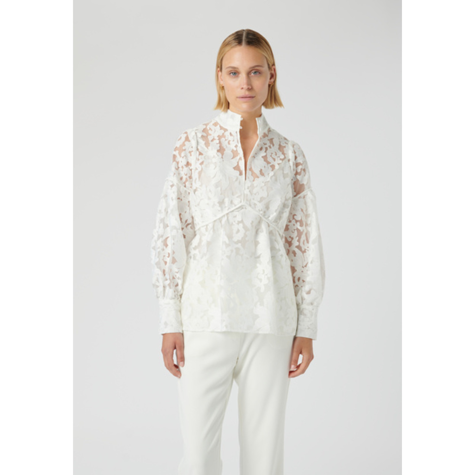 Dea Kudibal witte brokaat blouse Maxine