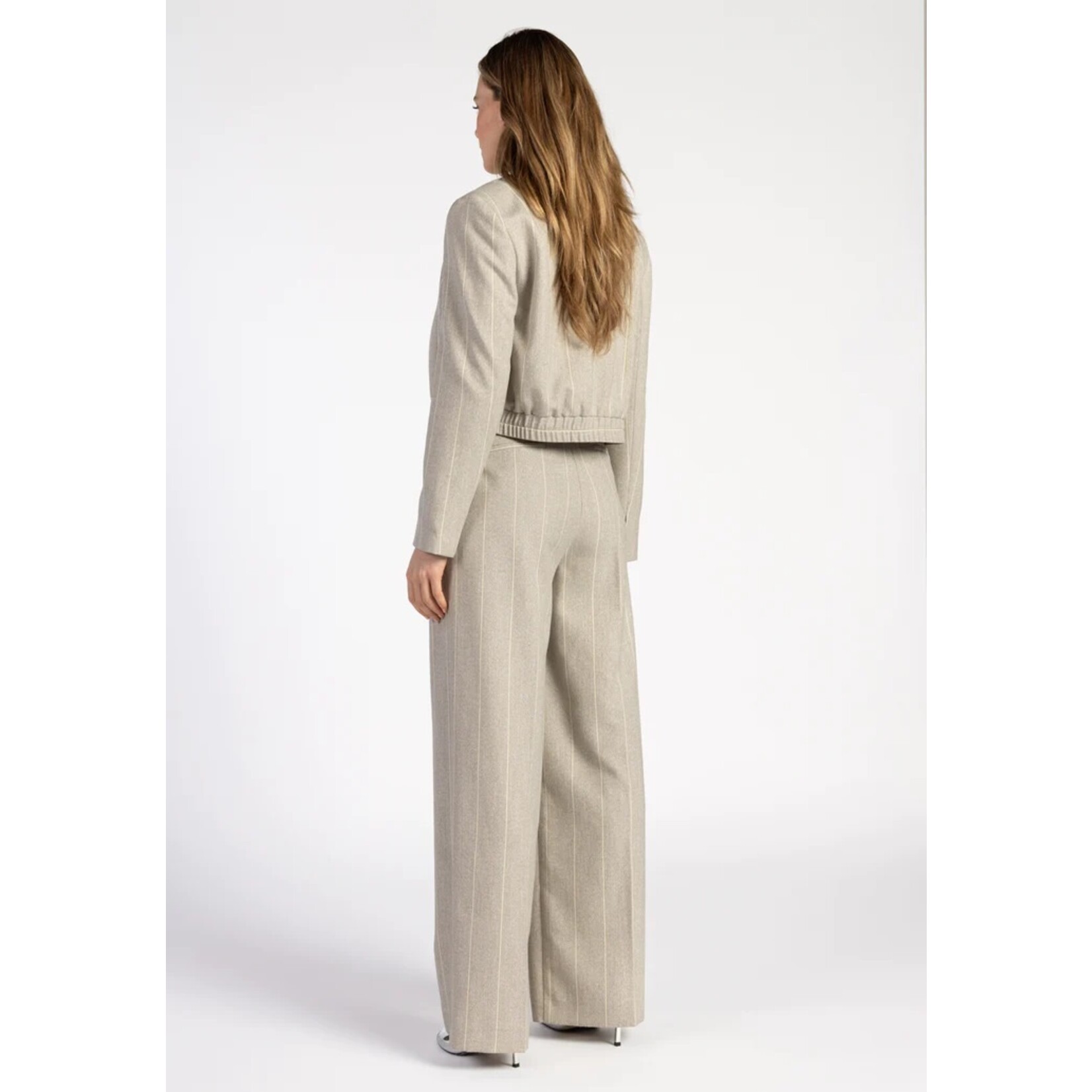 Aaiko Saba Stripe rechte pantalon grijs