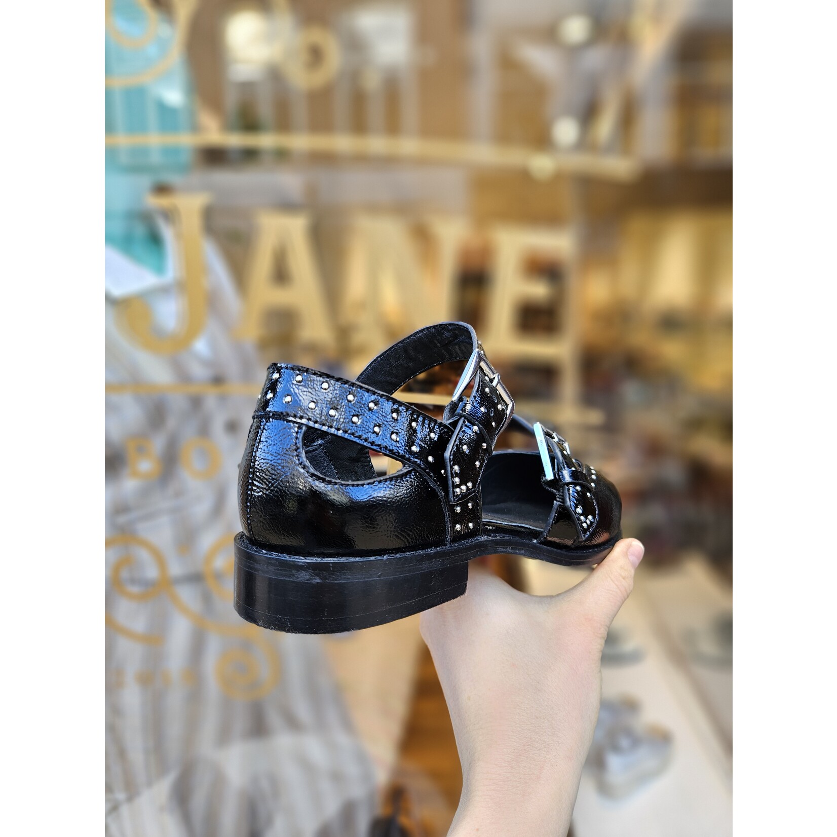 Copenhagen Shoes instapper gespen CLOSE TO YOU zwart