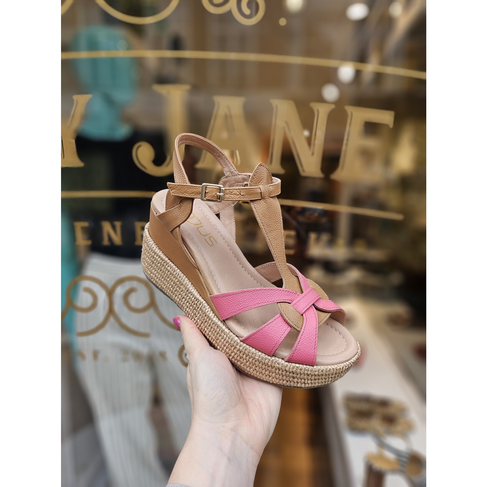 Mjus sleehak raffia t-strap sandaal PEACH cognac/roze