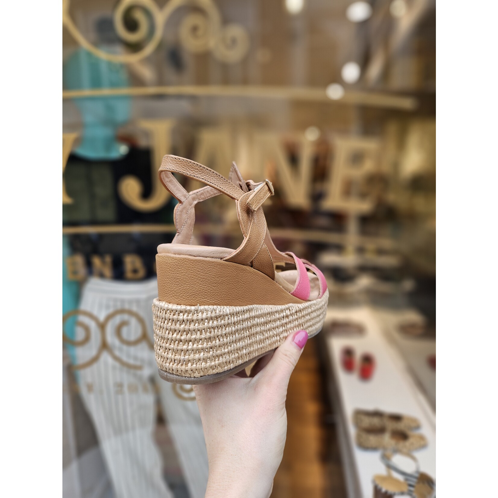 Mjus sleehak raffia t-strap sandaal PEACH cognac/roze