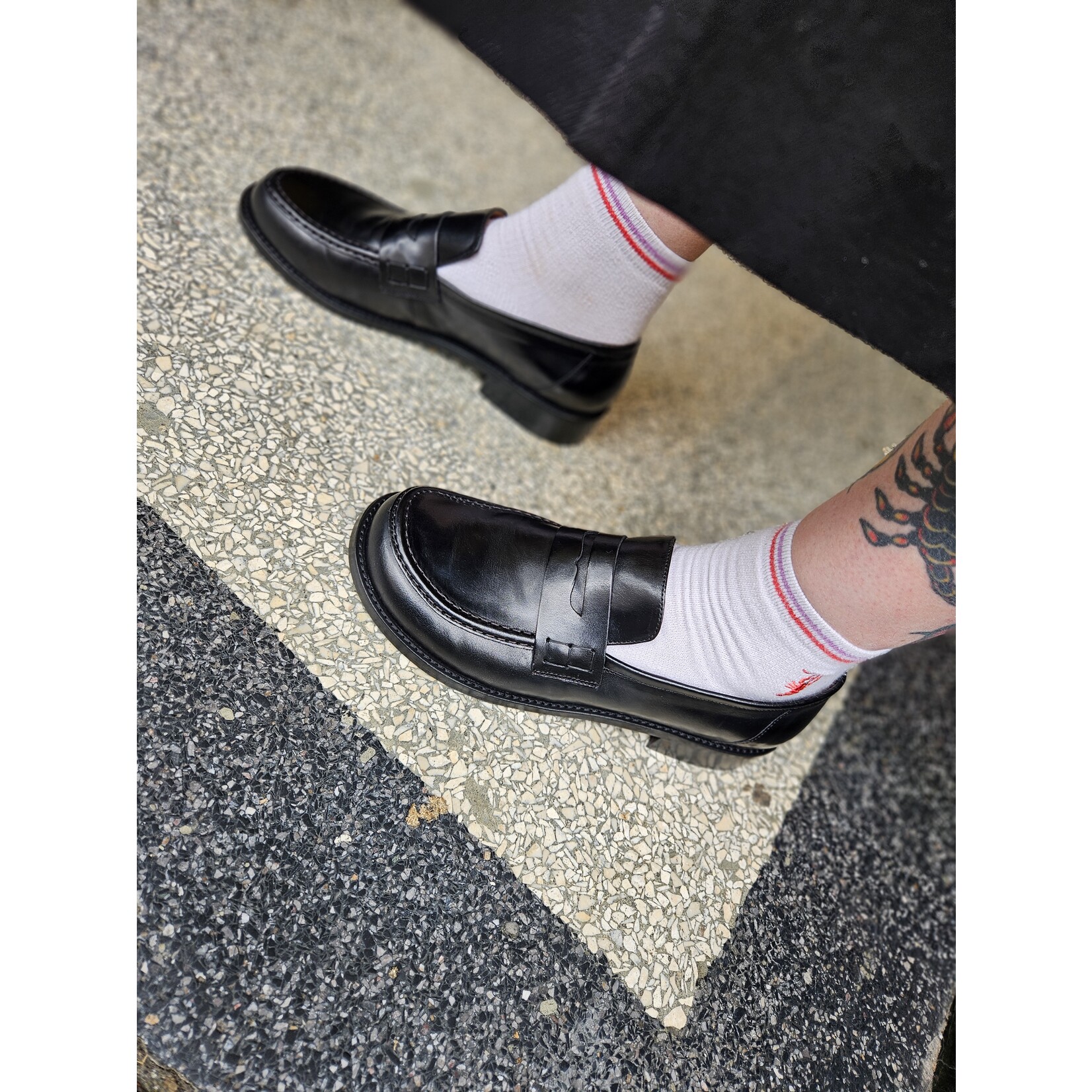 Angel Alarcon Angel Alarcon, penny loafer barefoot  Louisa zwart