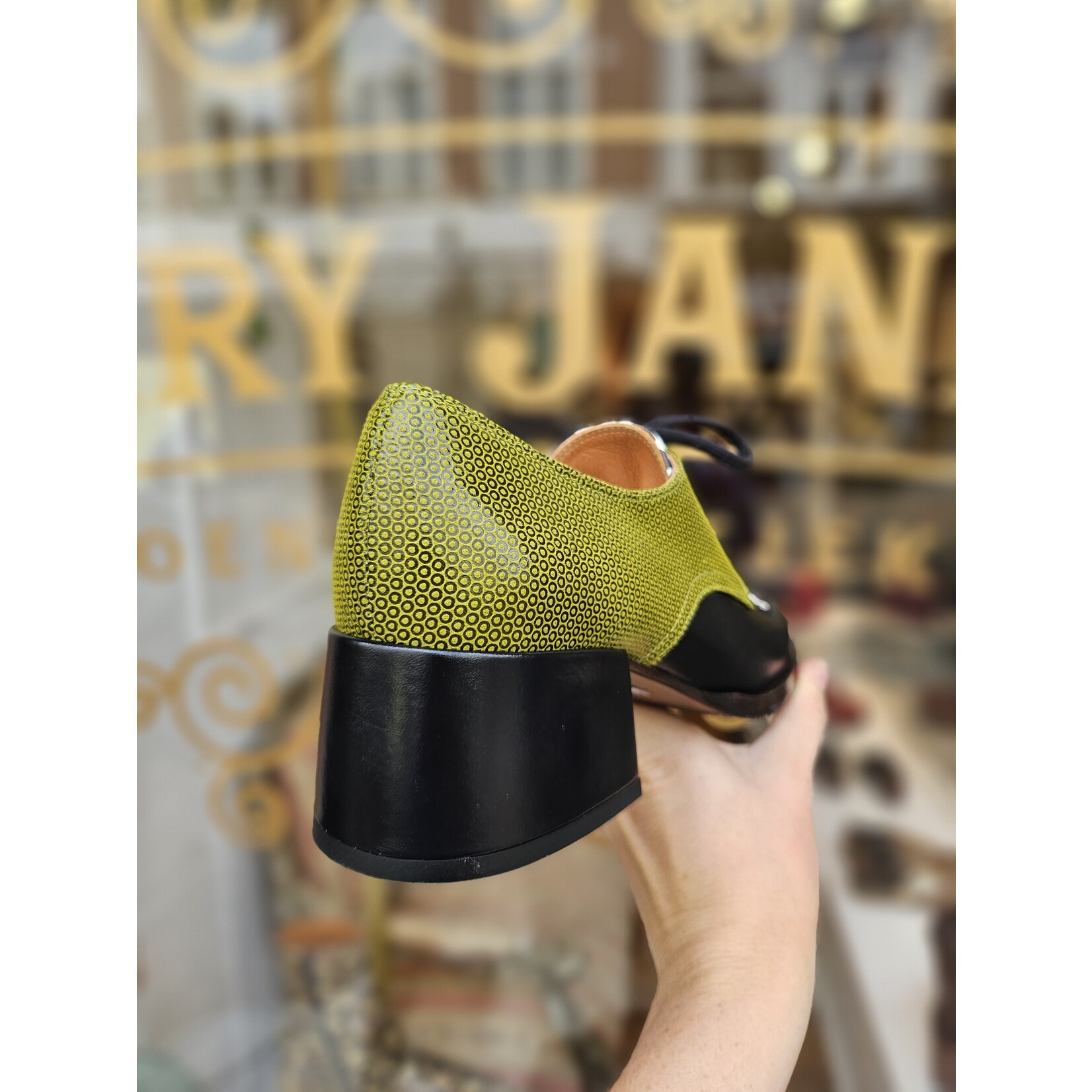 Chie Mihara leren veterschoen BRAND groen/zwart-wit
