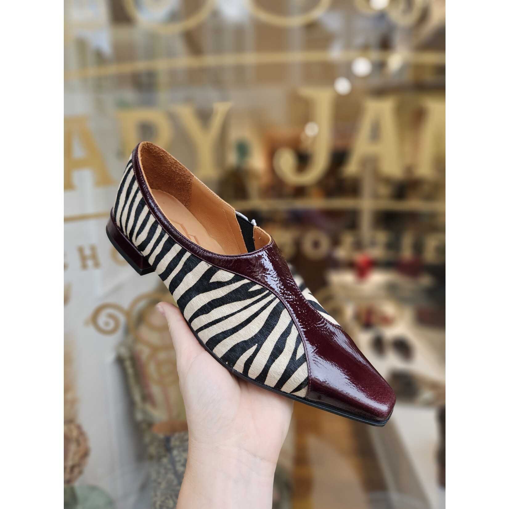 Chie Mihara leren loafer GIANTE zebra/grape