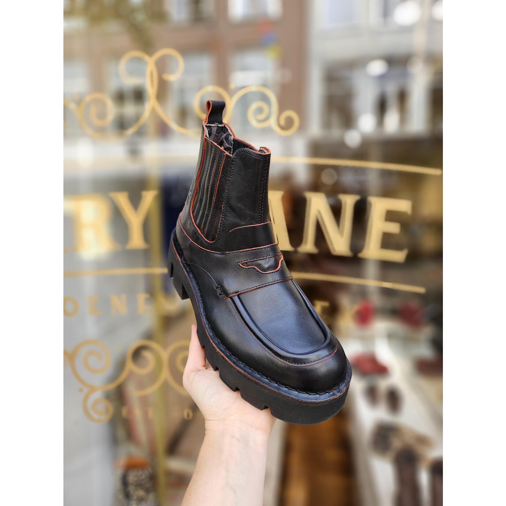 Fly London Buki  Chelsea boot zwart