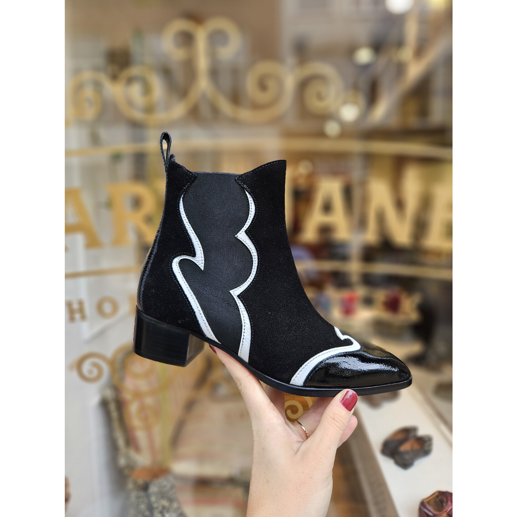 Pertini suede enkellaarsje SADIE zwart/zilver