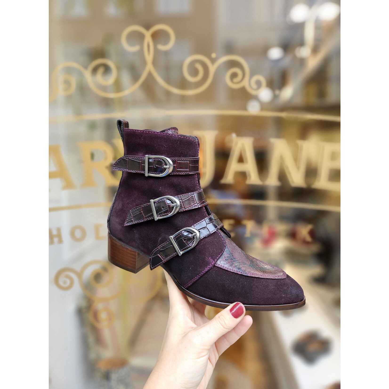 Pertini leren enkelaarsje gespen DAKOTA bordeaux