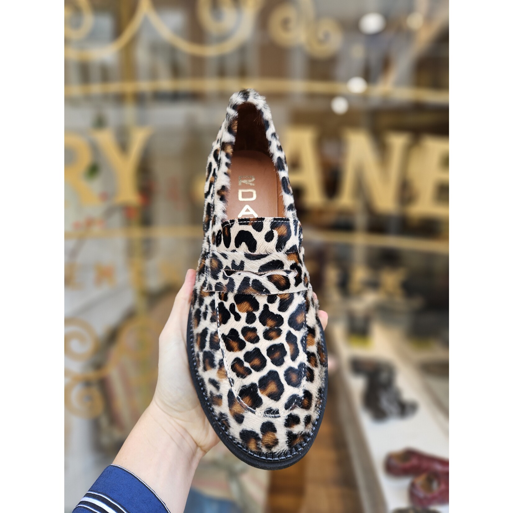 Roberto d’Angelo leren instapper leopard JACKY print
