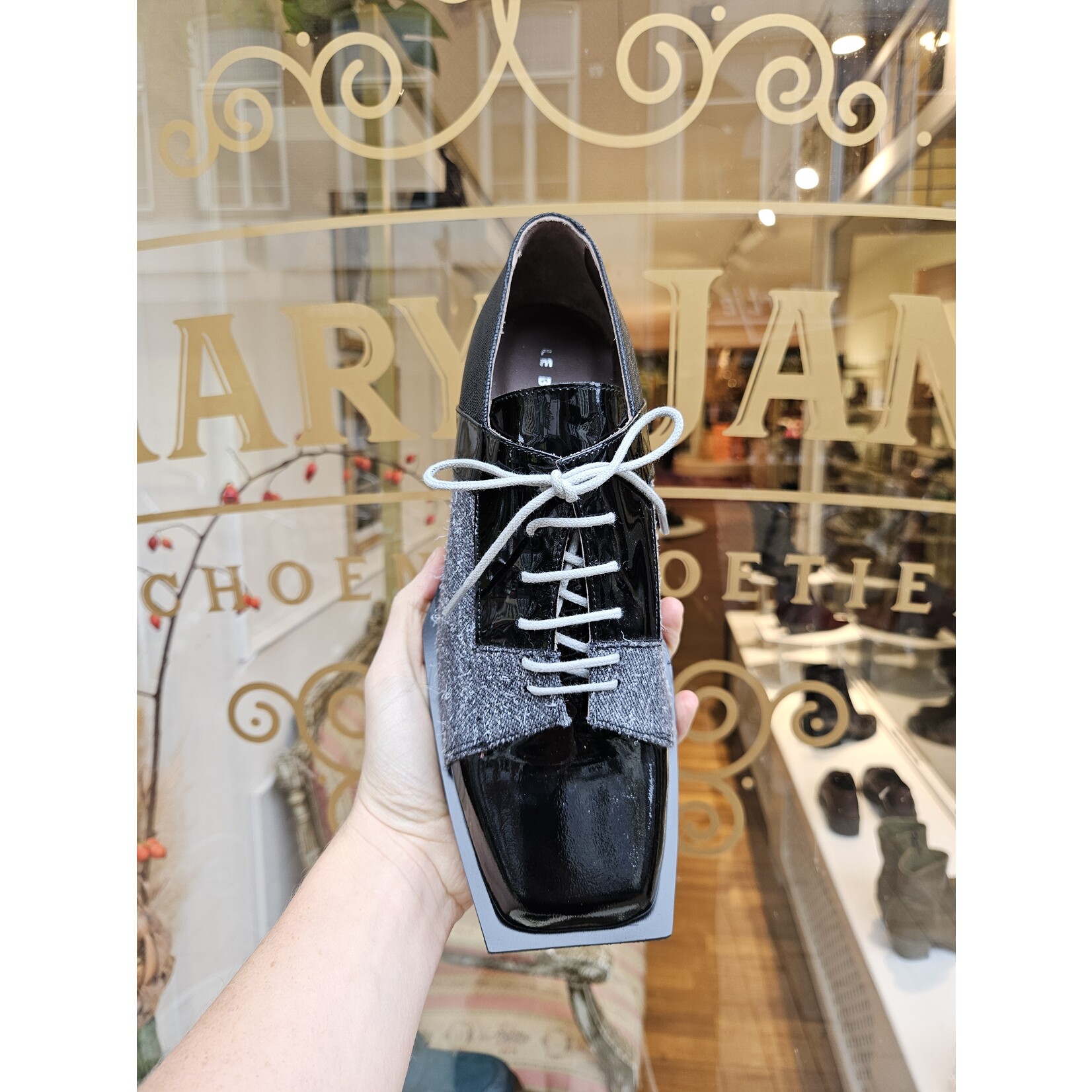 Le Bohemien leren veterschoenen QU01 zwart/grijs