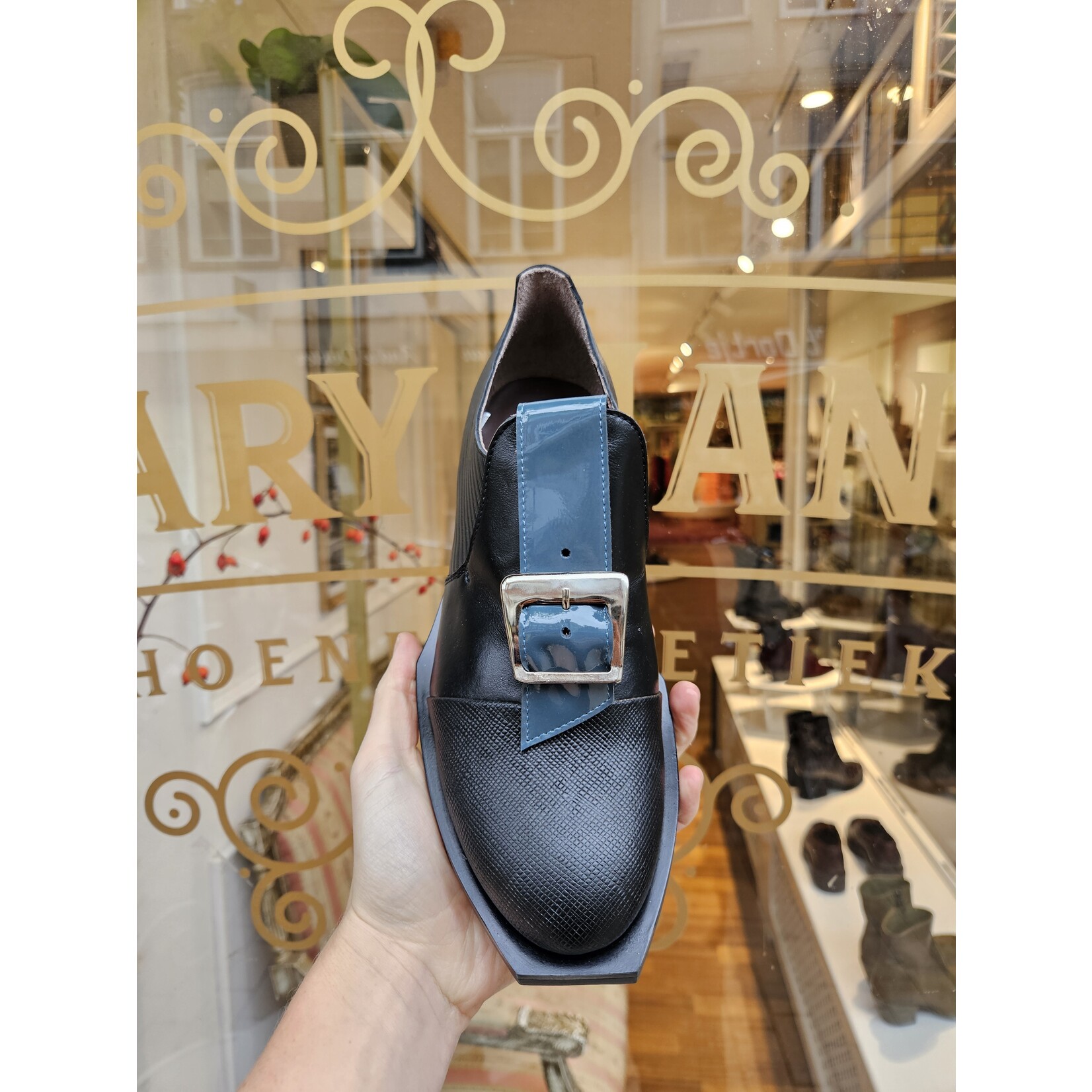 Le Bohemien leren instapper K116 riem zwart/blauw