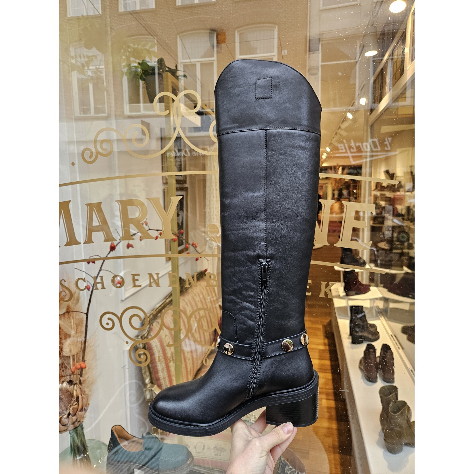 Roberto d'Angelo hoge laars studs riem MAUD zwart