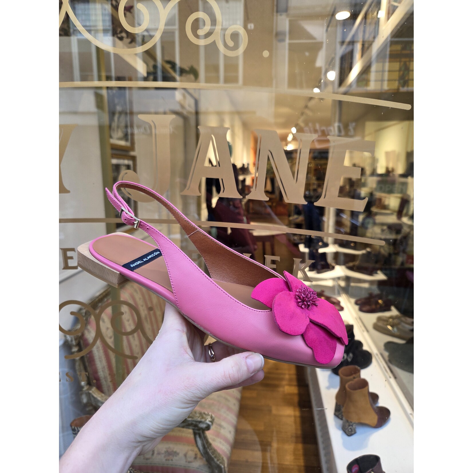 Angel Alarcon Angel Alarcon slingback bloem ROSINA roze
