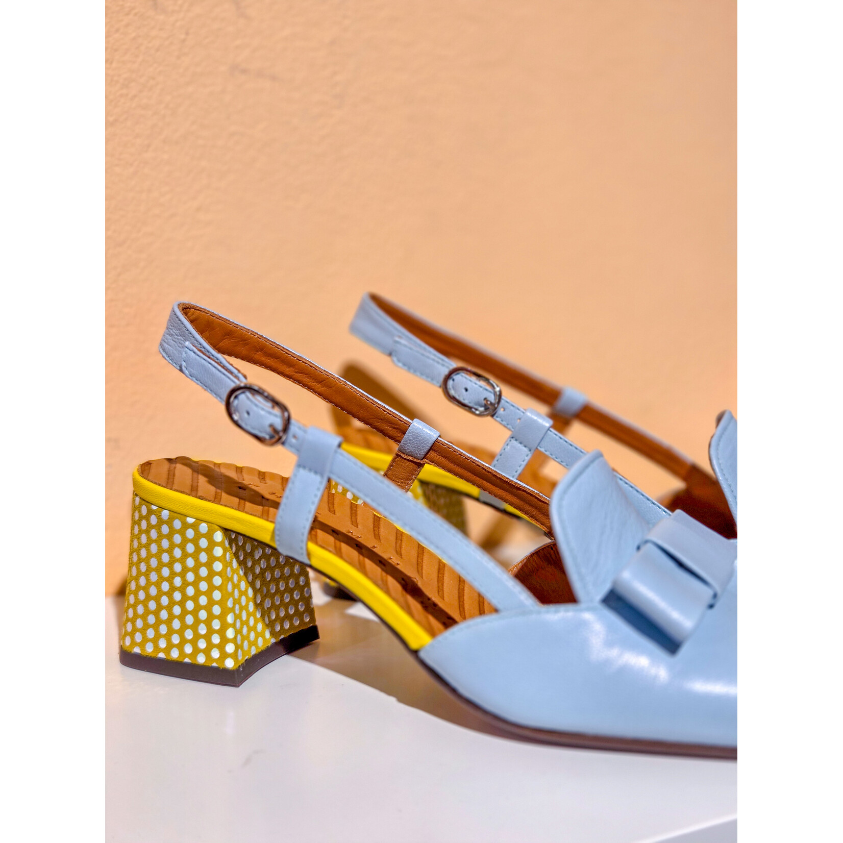 Chie Mihara slingback strik VYLA blue lemon