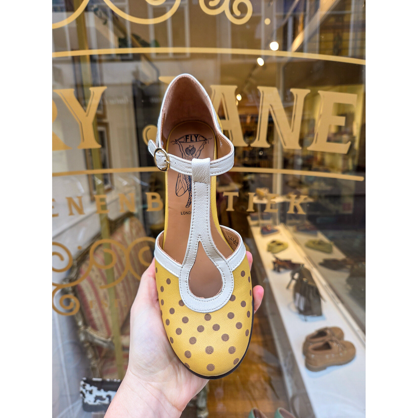 Fly London pump BLEF polkadot geel