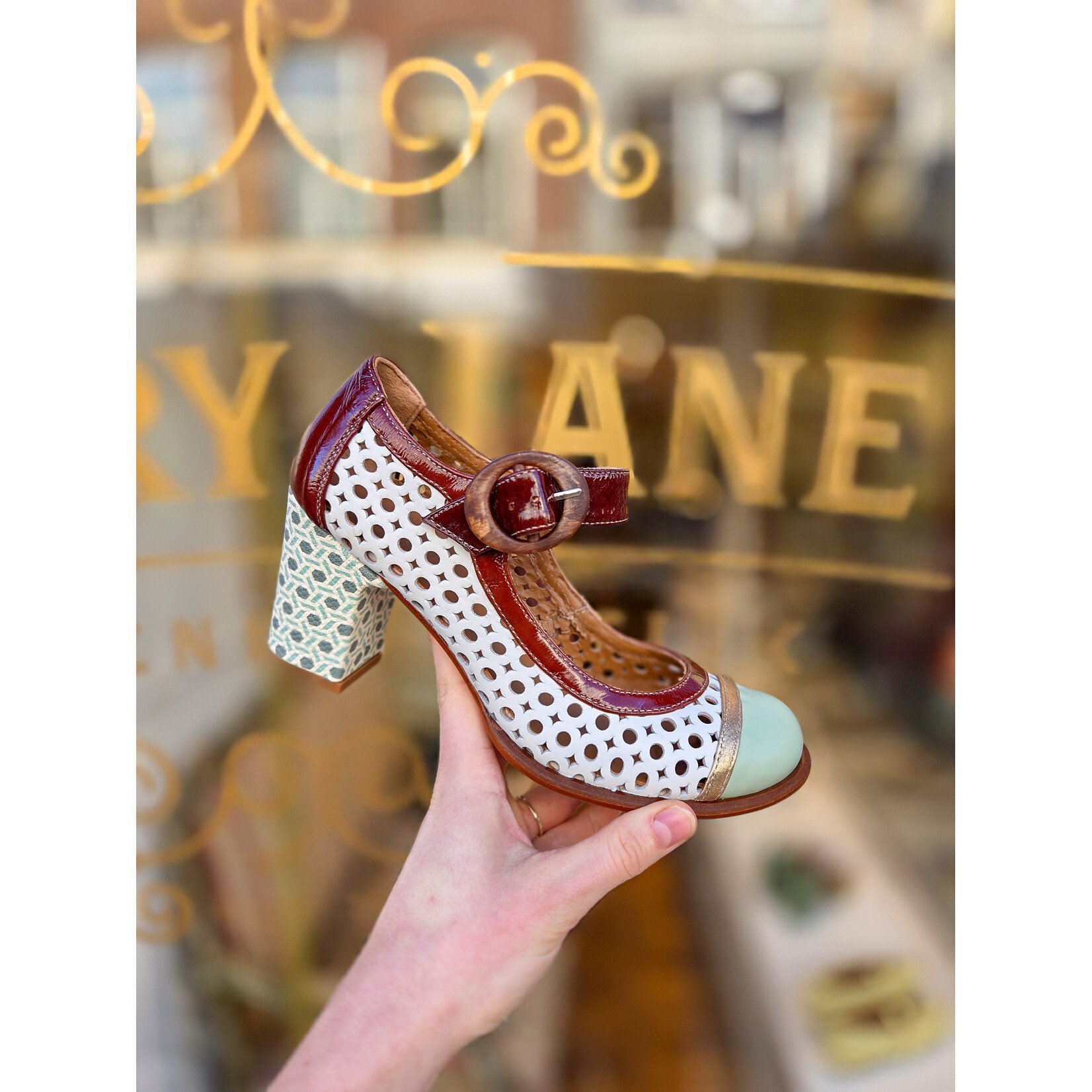 Nemonic Nemonic leren pump gesp NANTES bruin/mint