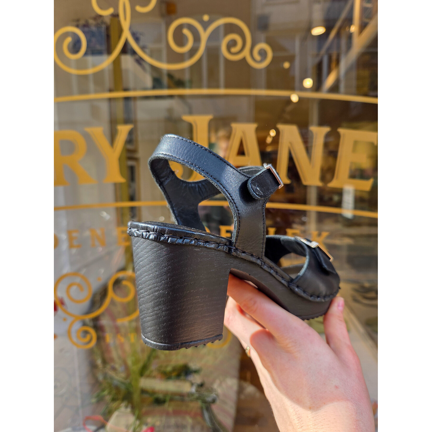 Ten Points leren sandaal klomp AMALIA zwart