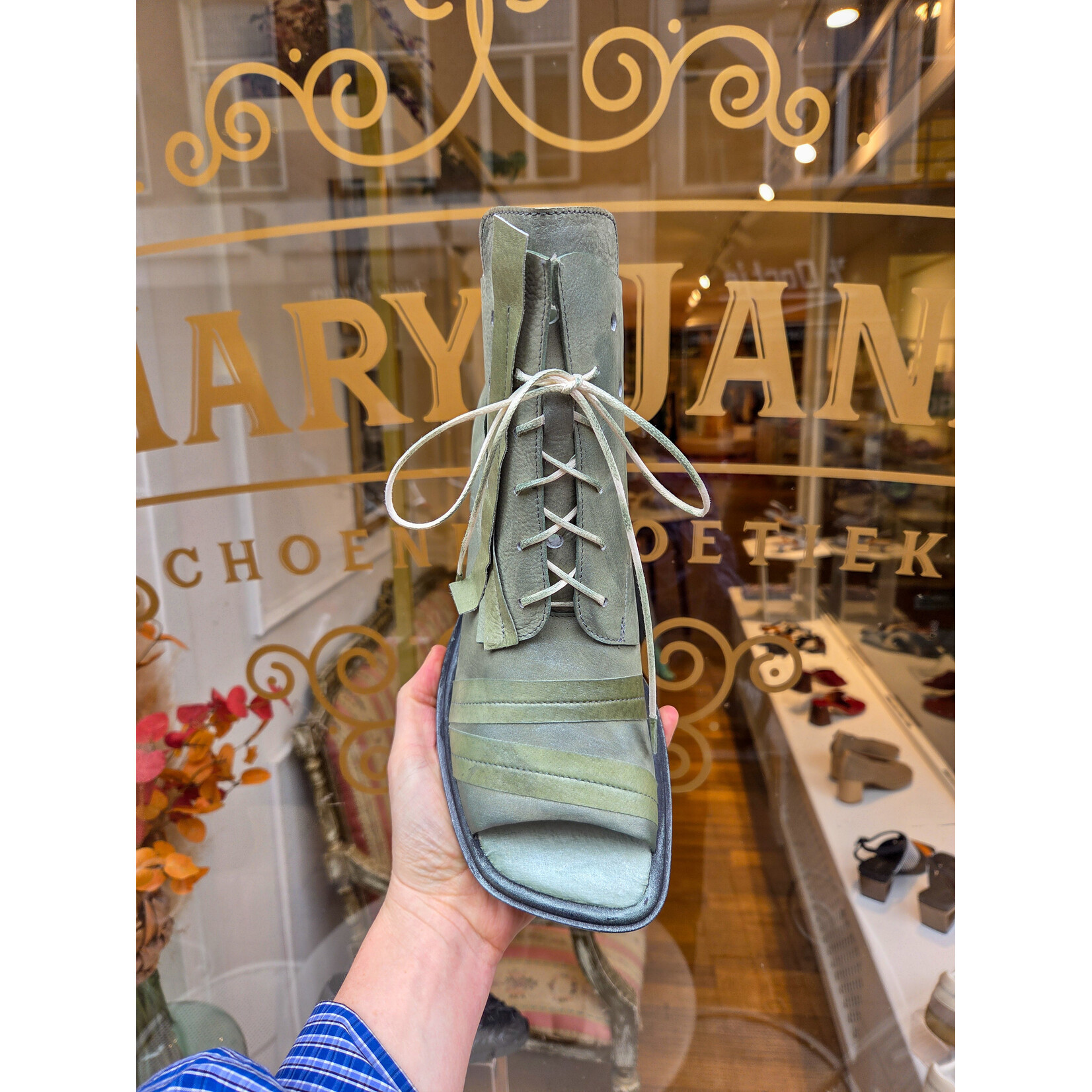 Papucei leren enkellaarsje veter COSETTE salvia