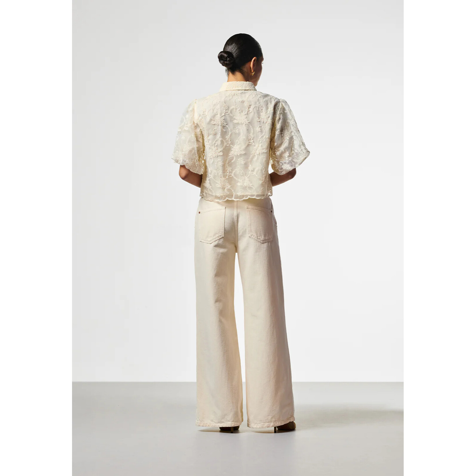 Aaiko blouse romantic ANDRA creme