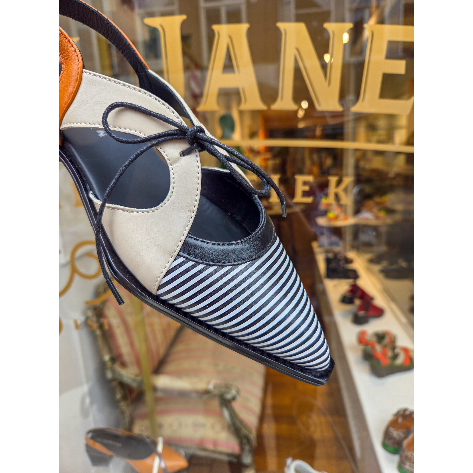 Le Bohemien slingback veter P18 oranje