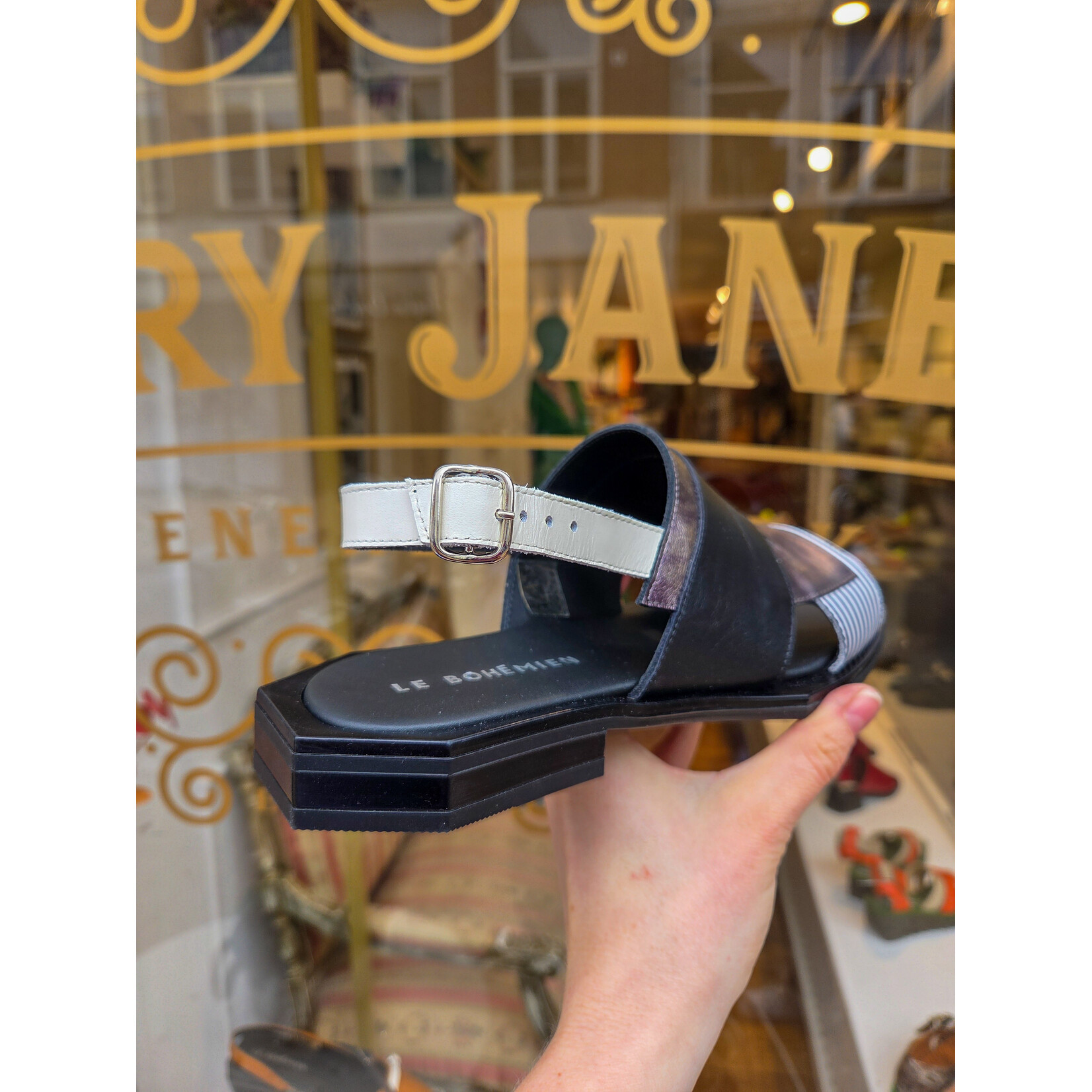 Le Bohemien plat sandaal SC39 zwart wit