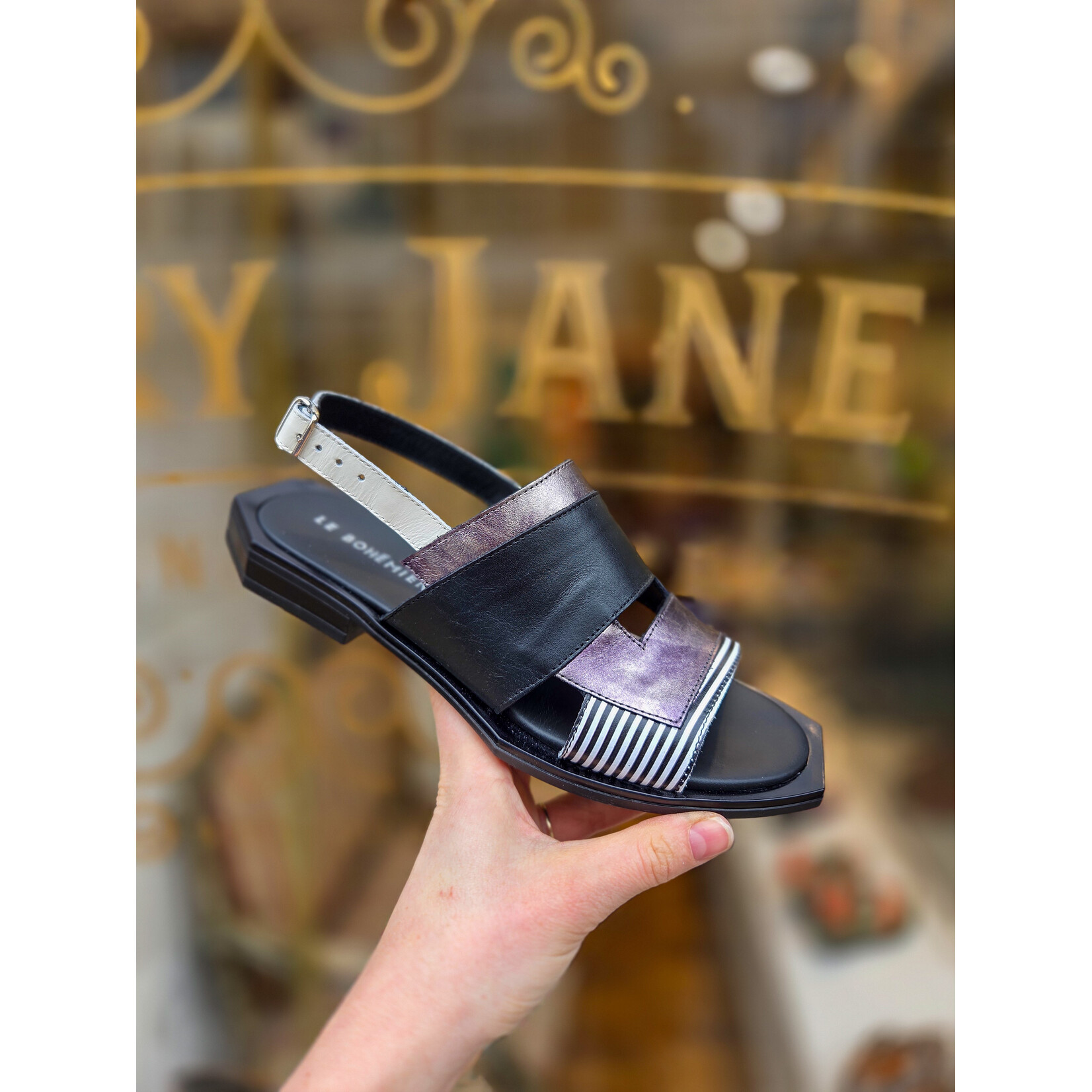 Le Bohemien plat sandaal SC39 zwart wit