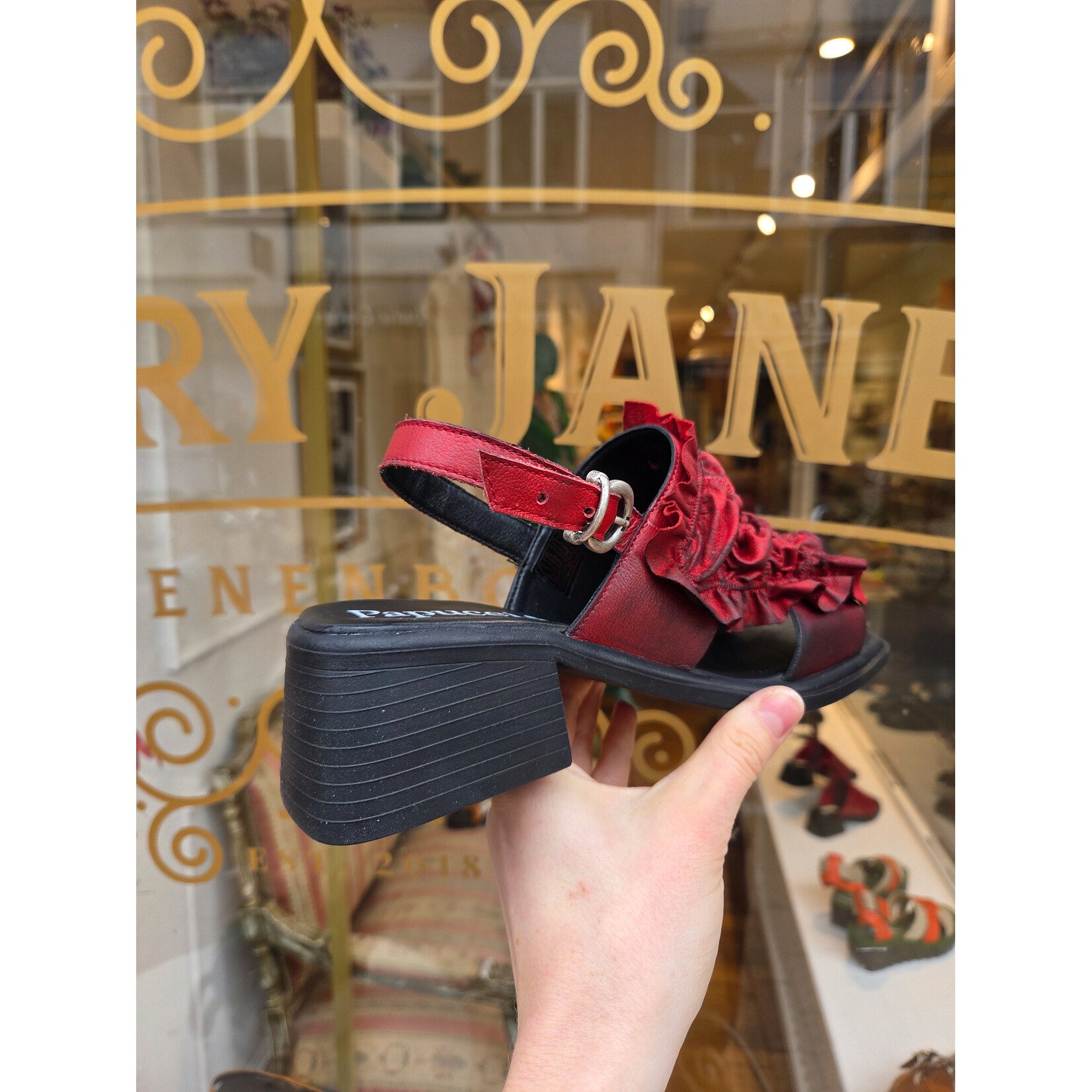 Papucei leren DOMINI sandaal rood