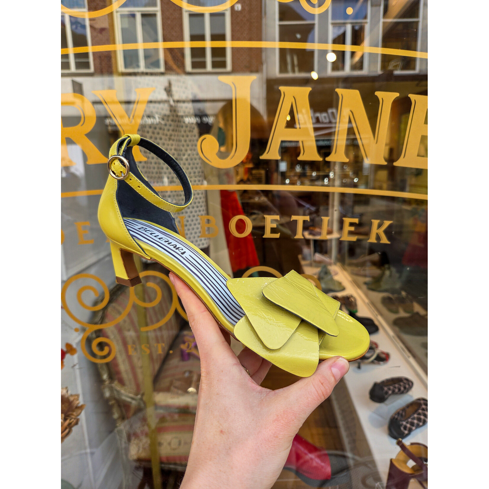 BELLEHARI Bellehari sandaal pump HENRIETTE geel