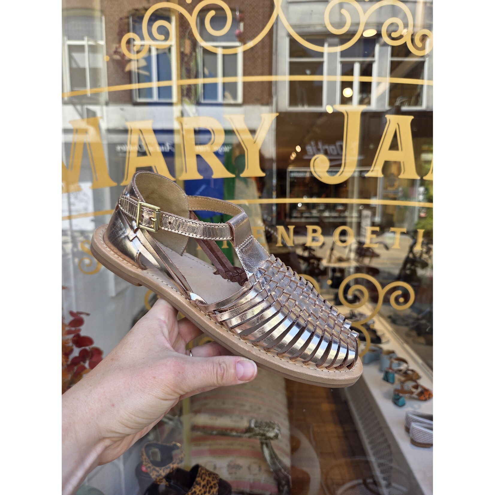Copenhagen Shoes leren sandaal bandjes MY DAYS gold