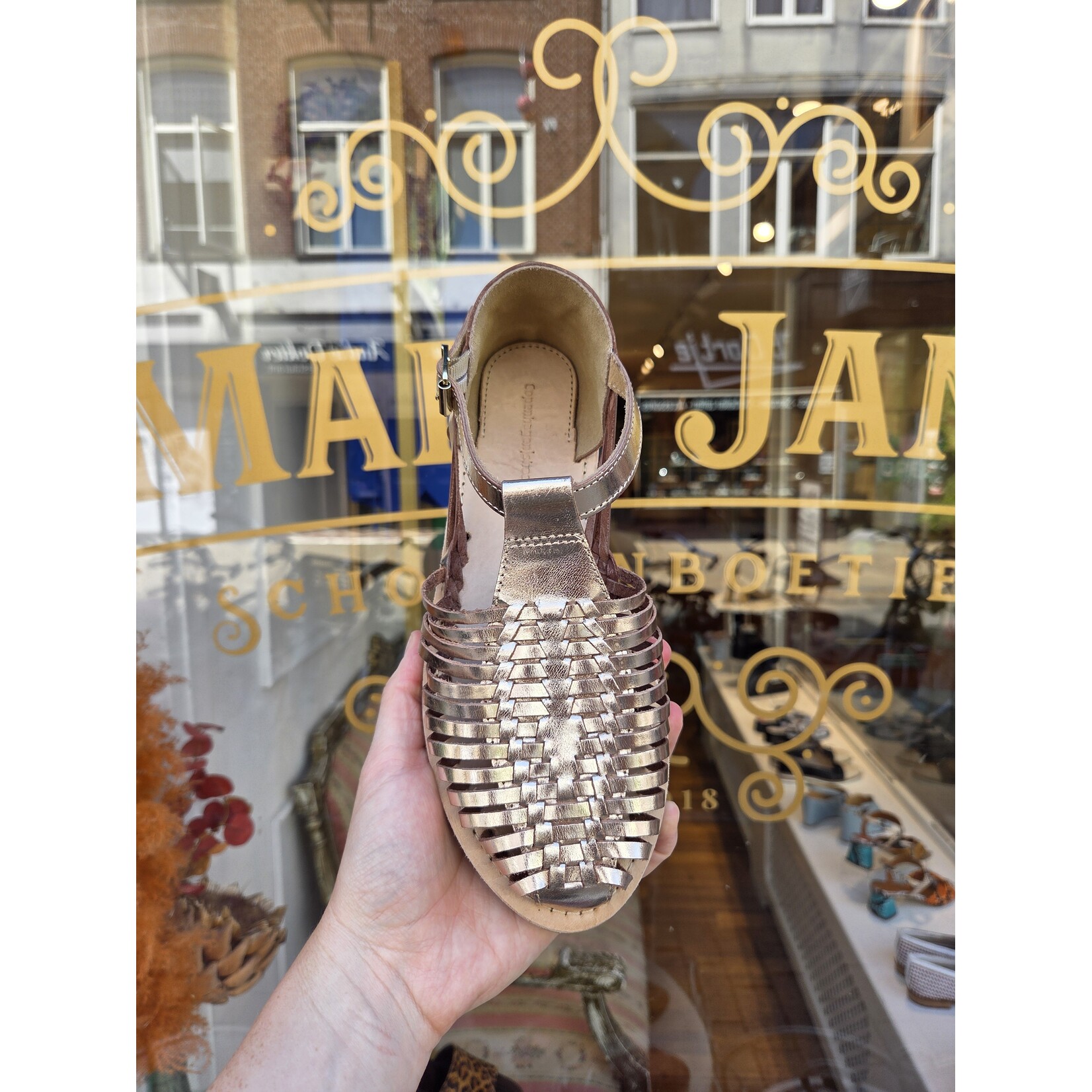 Copenhagen Shoes leren sandaal bandjes MY DAYS gold