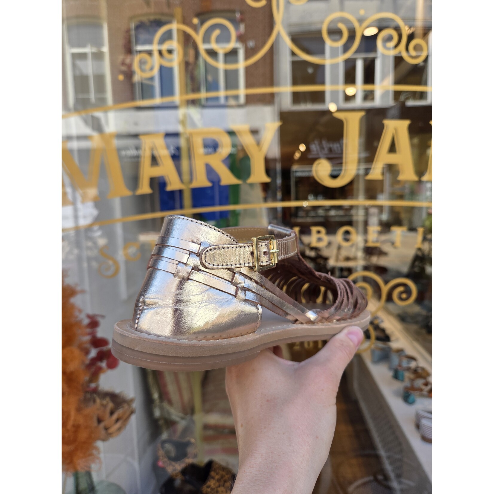 Copenhagen Shoes leren sandaal bandjes MY DAYS gold
