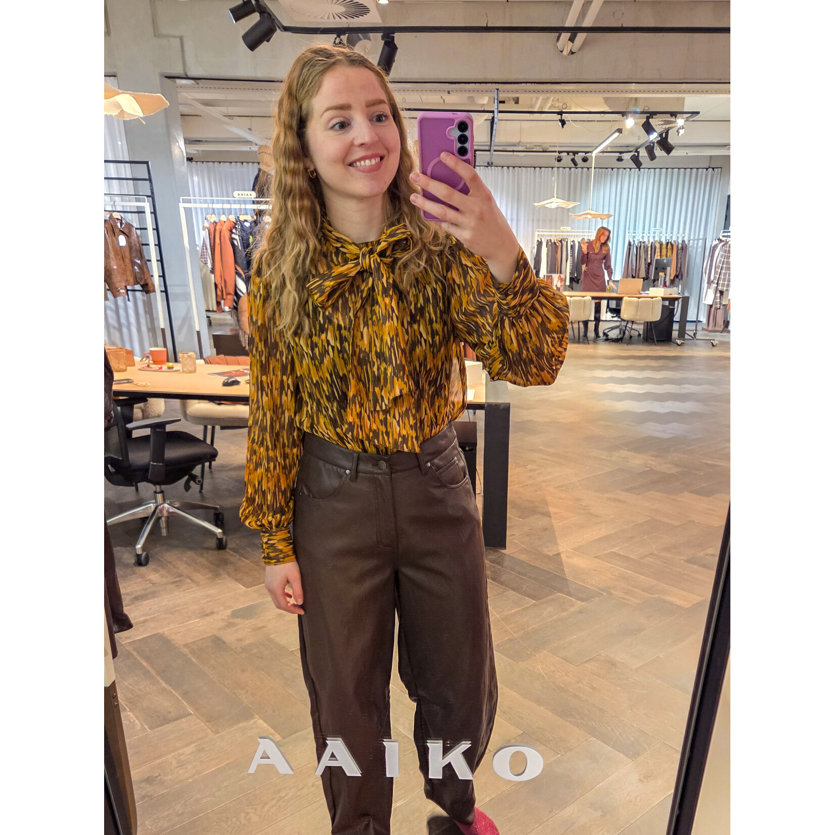 Aaiko blouse BOWI crickle ray geel