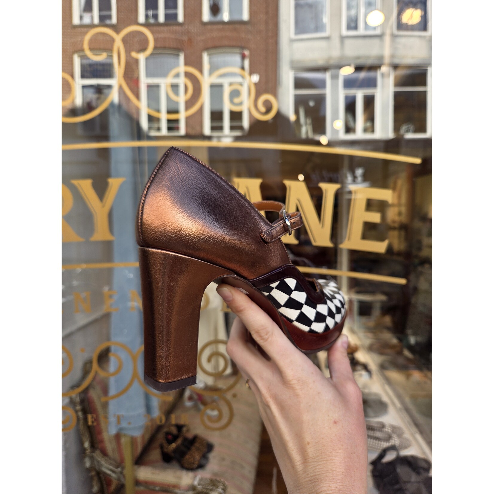Chie Mihara pump LARETO bronze print multi